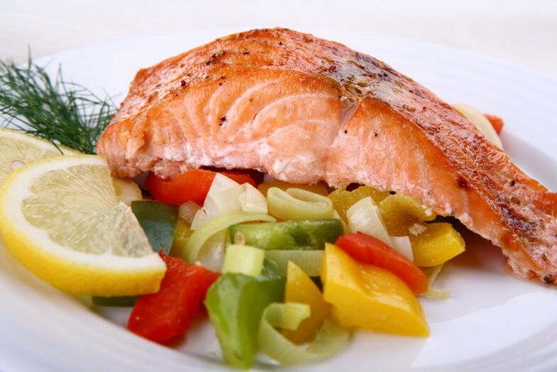 fisk med grøntsager til vægttab
